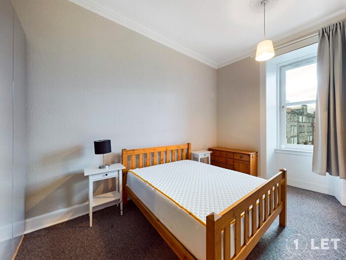2 Bedroom Flat To Rent In Murieston Crescent, Dalry, Edinburgh, EH11