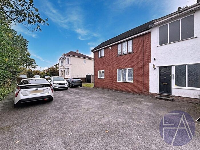 2 Bedroom Flat For Sale In Portland Street, Southport, PR8