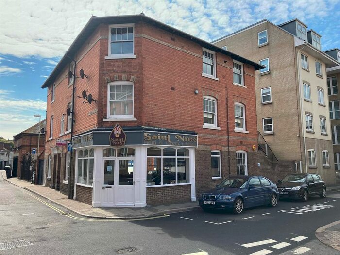 1 Bedroom Flat To Rent In St Nicholas Street, Weymouth, DT4