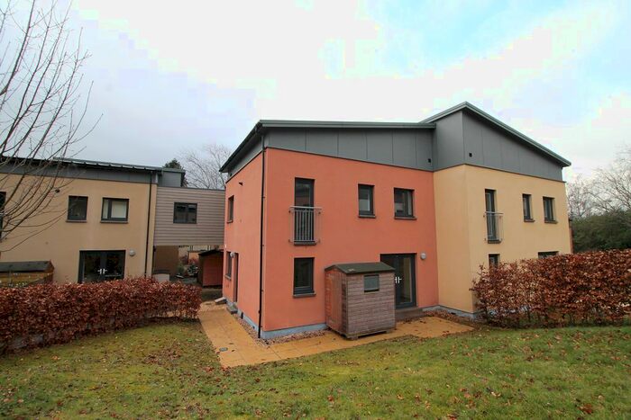 3 Bedroom Link Detached House To Rent In Glamis Gardens, Dundee, DD2