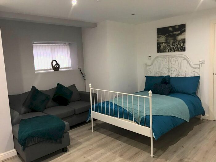 Studio To Rent In Portland House, Linnet Lane, Liverpool, L17