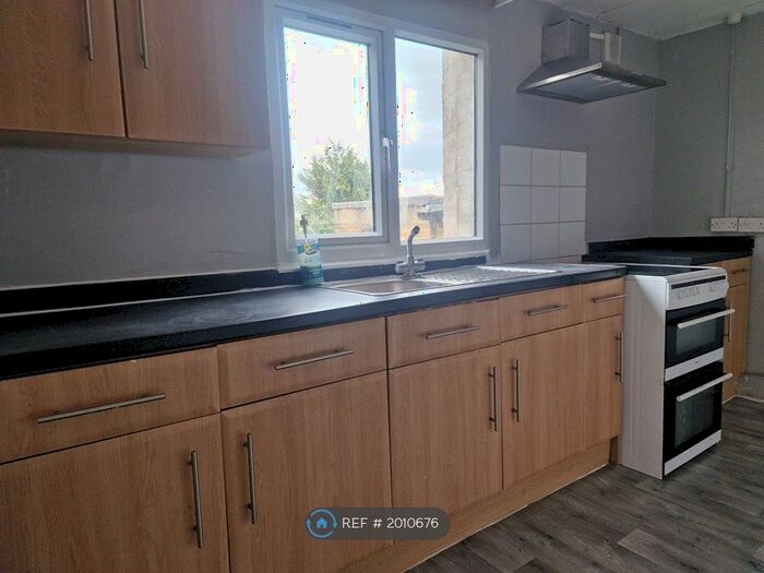 3 Bedroom Flat To Rent In Tonbridge Road, Maidstone, ME16