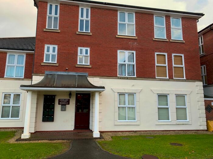 2 Bedroom Flat To Rent In Sapphire Drive, Leamington Spa CV31