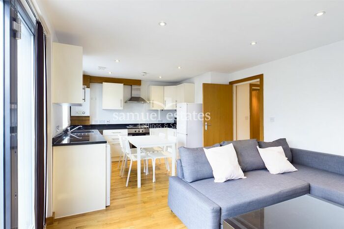 1 Bedroom Flat To Rent In Whitmore Road, Hoxton, N1