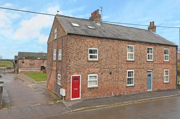 3 Bedroom Semi-Detached House To Rent In Main Street, Askham Bryan, York, YO23