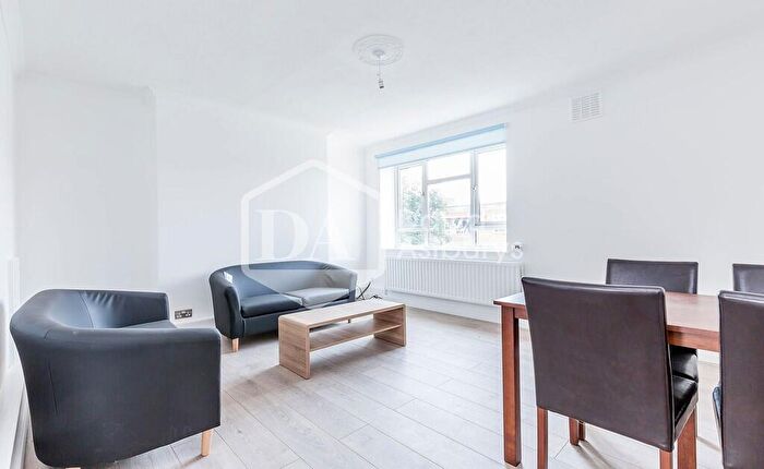 3 Bedroom Apartment To Rent In Sparsholt Road, Crouch Hill, London, N19