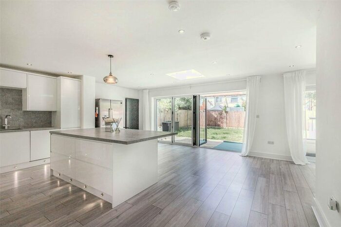 4 Bedroom Detached House To Rent In Tabley Grove, Knutsford, Cheshire, WA16