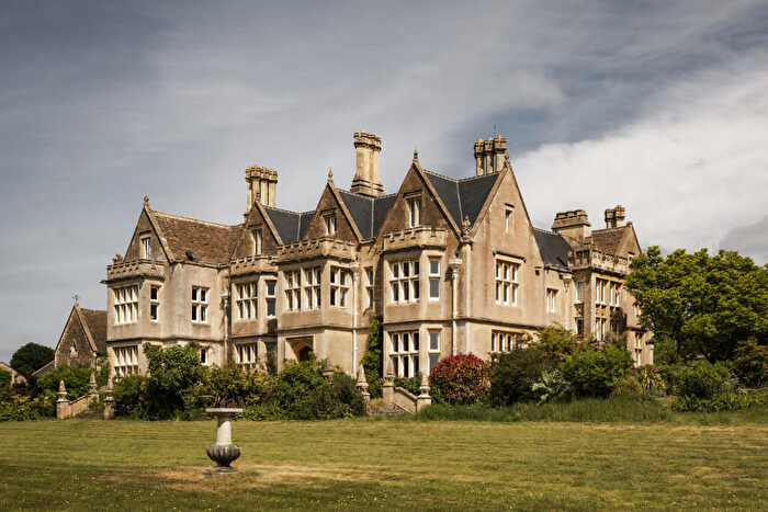 4 Bedroom Maisonette For Sale In Frankleigh House, Bath Road, Bradford-On-Avon, Wiltshire, BA15