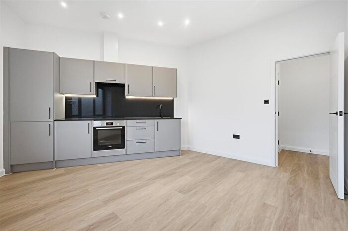 1 Bedroom Flat To Rent In Headgate, Colchester, CO3