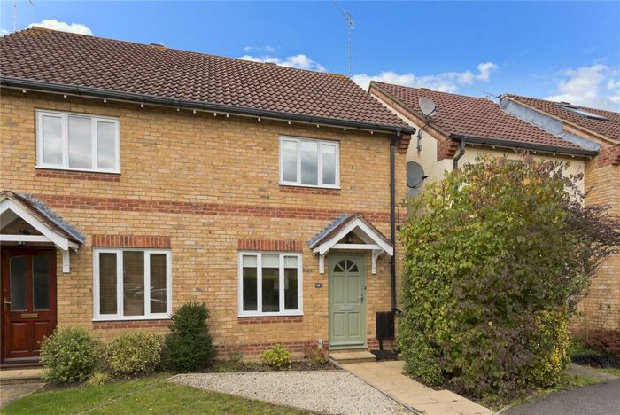 2 Bedroom Semi-Detached House To Rent In Davis Road, Weybridge, Surrey, KT13