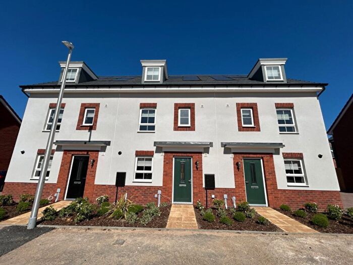 4 Bedroom Terraced House To Rent In Jonquil Road, Rugby, Warwickshire, CV22