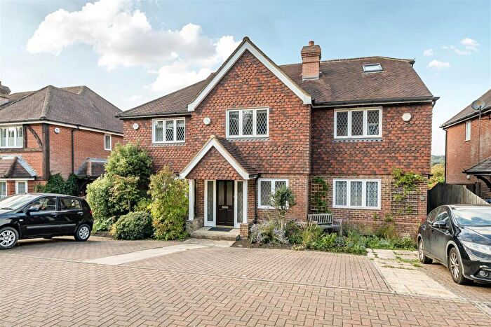 2 Bedroom Terraced House To Rent In Courts Mount Road, Haslemere, GU27