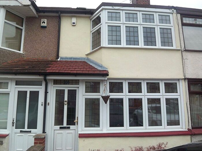 3 Bedroom Terraced House To Rent In Ramillies Road, Sidcup, Kent, DA15