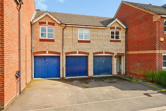 1 Bedroom Maisonette To Rent In Varvain Close, Bicester, OX26