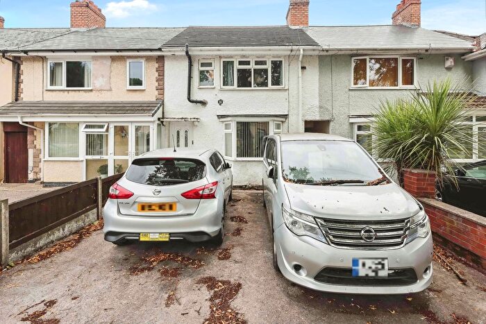 3 Bedroom Terraced House For Sale In Wold Walk, Birmingham, West Midlands, B13