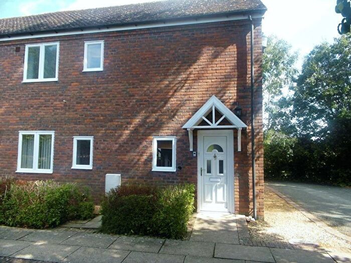 3 Bedroom End Of Terrace House To Rent In Priors Gate, Telford, TF2