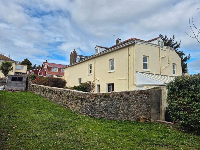 6 Bedroom Semi-Detached House To Rent In Dashpers, Brixham, TQ5