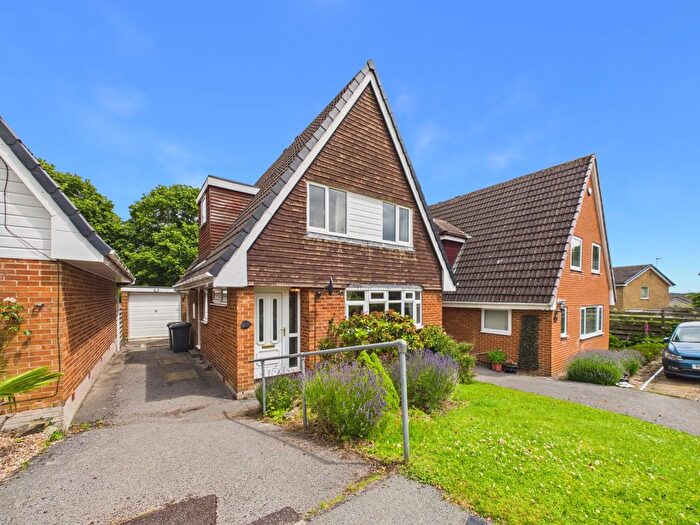 3 Bedroom Detached House For Sale In Burnaston Close, Dronfield Woodhouse, Dronfield, Derbyshire, S18