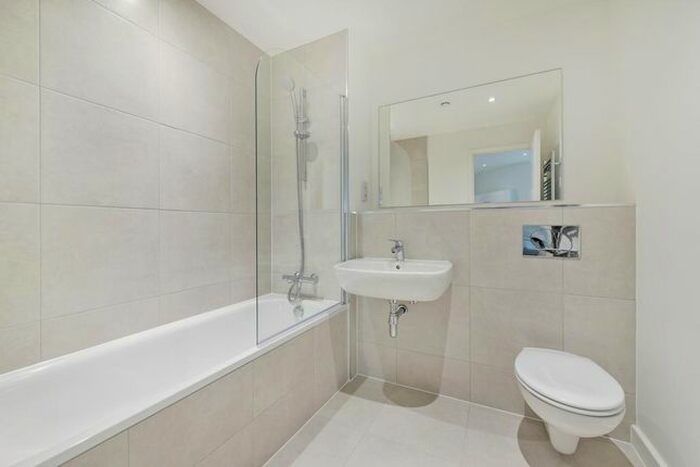 1 Bedroom Flat To Rent In Delta Point, Wellesley Road, Croydon, CR0