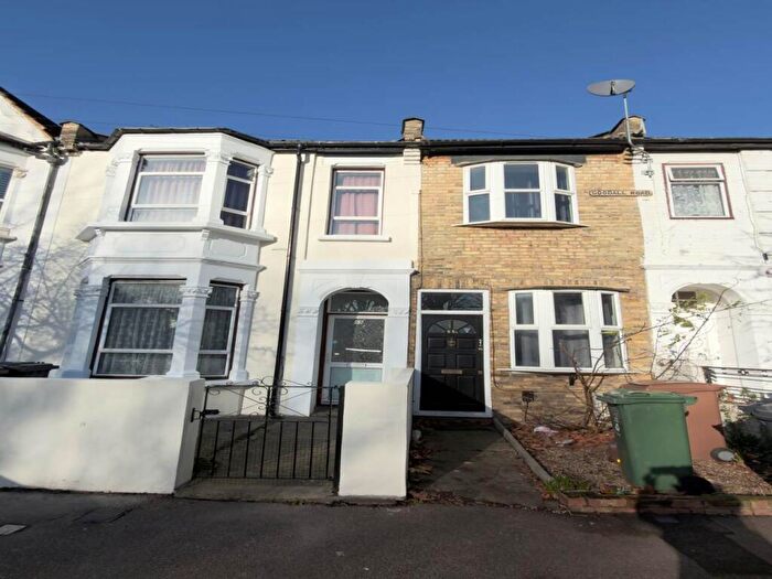 2 Bedroom House To Rent In Goodall Road, Leyton, London, E11