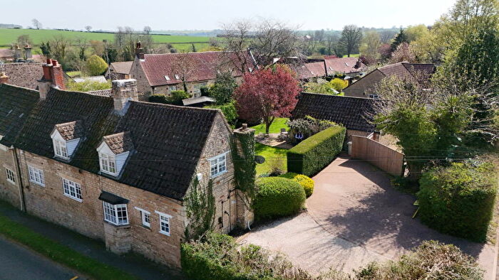 3 Bedroom Cottage For Sale In Main Street, Empingham, LE15
