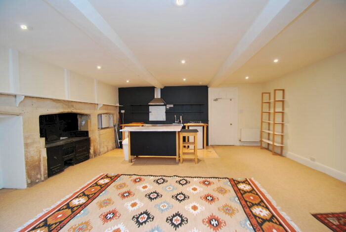 1 Bedroom Apartment To Rent In Bennett Street, Bath, BA1