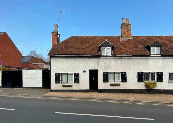 3 Bedroom End Of Terrace House To Rent In Gravel Hill, Henley-On-Thames, Oxfordshire, RG9