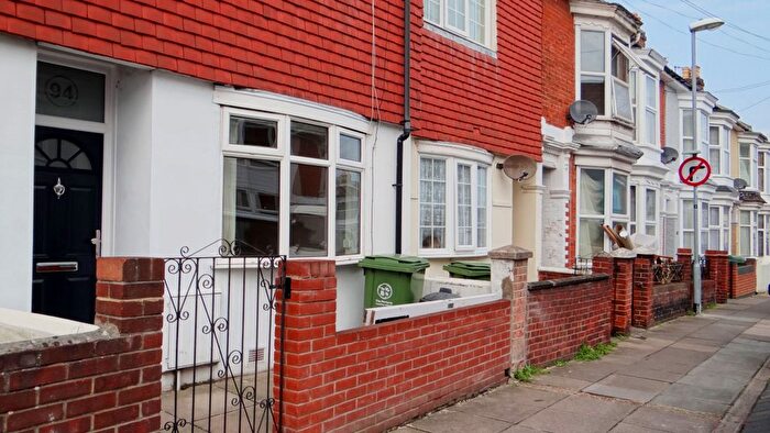 3 Bedroom Terraced House To Rent In Prince Albert Road, Southsea, PO4
