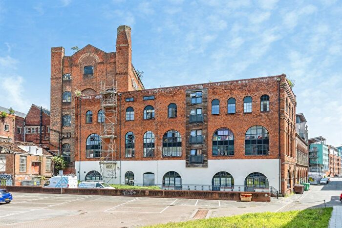 1 Bedroom Flat For Sale In Old Bread Street, Bristol, BS2