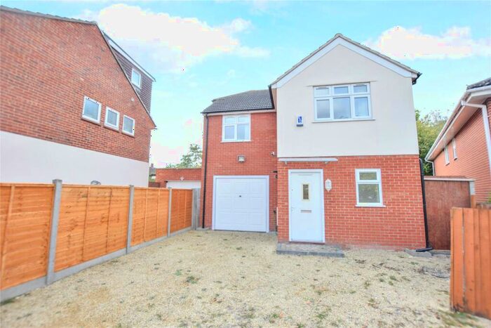 4 Bedroom Detached House To Rent In Binfield Road, Bracknell, Berkshire, RG42