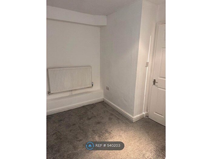 2 Bedroom Flat To Rent In Regent, Kettring, NN16