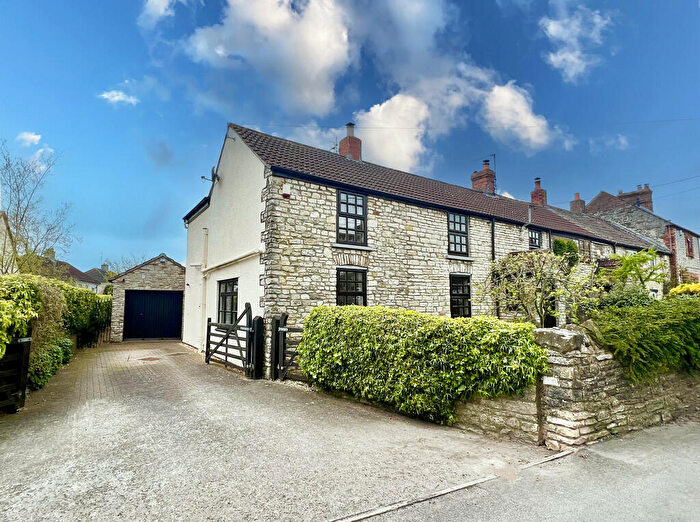 4 Bedroom End Of Terrace House For Sale In Station Road, Bristol, BS39