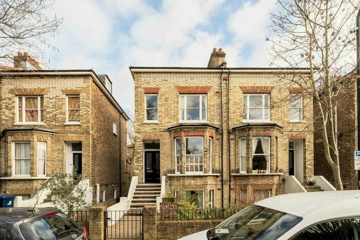 1 Bedroom Flat To Rent In Oxford Road, London, W5