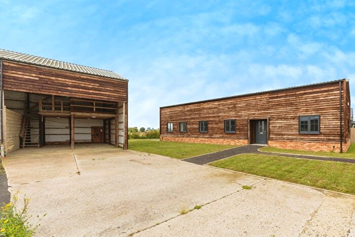 4 Bedroom Detached House For Sale In The Grain Barn, St. Mary In The Marsh, Romney Marsh, TN29