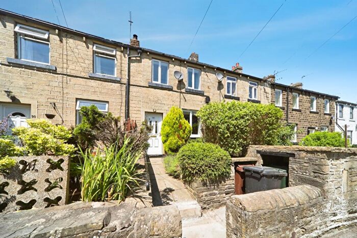 2 Bedroom Terraced House For Sale In Bogthorn, Oakworth, Keighley, BD22