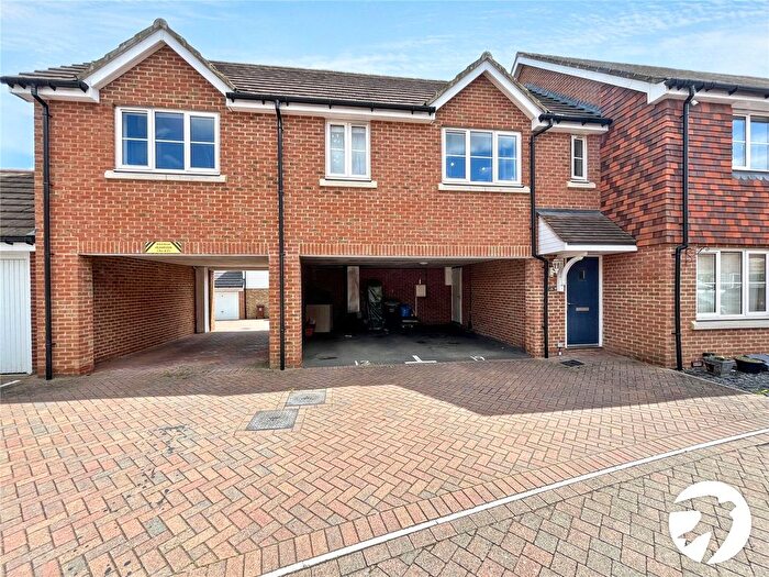 2 Bedroom End Of Terrace House For Sale In Choir Close, Wainscott, Rochester, Kent, ME3