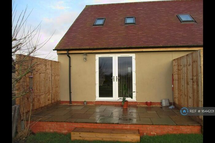 1 Bedroom Terraced House To Rent In Campden Rd, Stratford Upon Avon, CV37