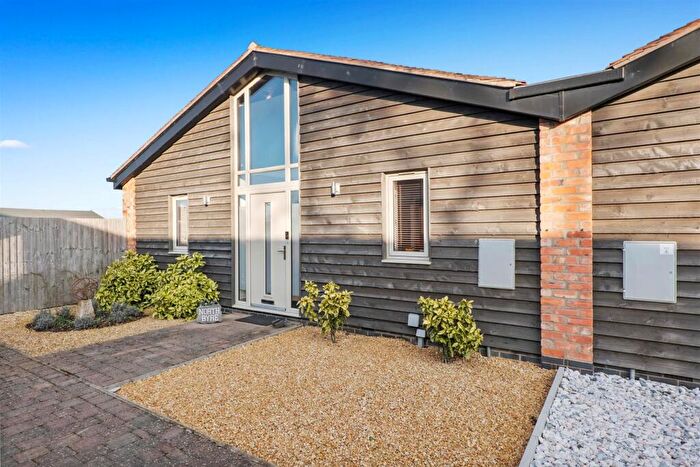 3 Bedroom Barn Conversion For Sale In Priory Lane, Broad Marston, Stratford-Upon-Avon, CV37