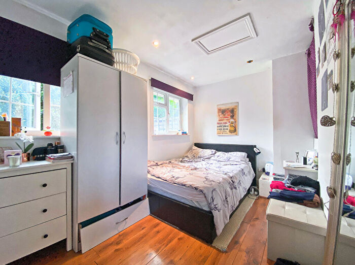 1 Bedroom Maisonette To Rent In Rosary Lodge, Ship Alley, Farnborough, GU14