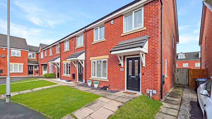 3 Bedroom Semi Detached House For Sale In Yarn Close, Walkden, M28