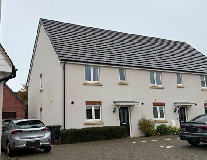 3 Bedroom End Terrace House For Sale In Elder Way, Ampthill, Bedford, MK45