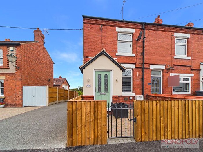3 Bedroom End Of Terrace House For Sale In Vicarage Lane, Gresford, LL12