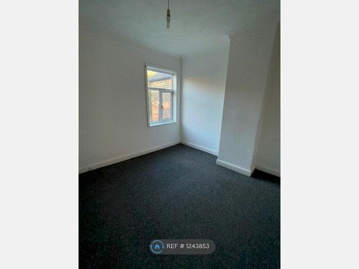 2 Bedroom Terraced House To Rent In Blake St, Stoke On Trent, ST6