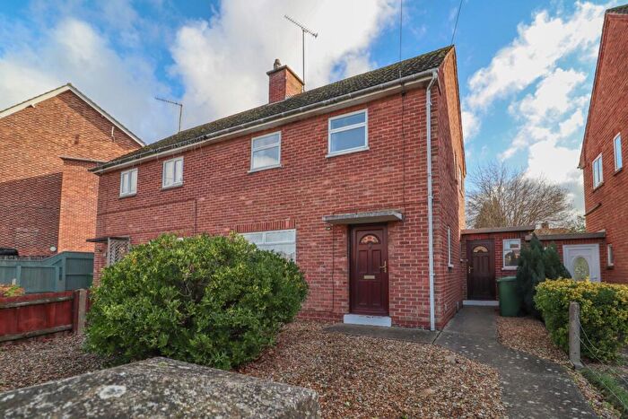 2 Bedroom Semi Detached House For Sale In Thoresby Avenue, Gaywood, King's Lynn, Norfolk, PE30