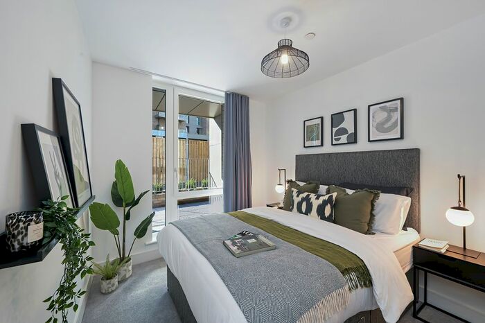 1 Bedroom Flat To Rent In Garnet Place, West Drayton, UB7