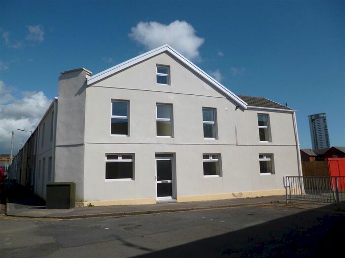 2 Bedroom Flat To Rent In Clarence Street, Swansea, SA1