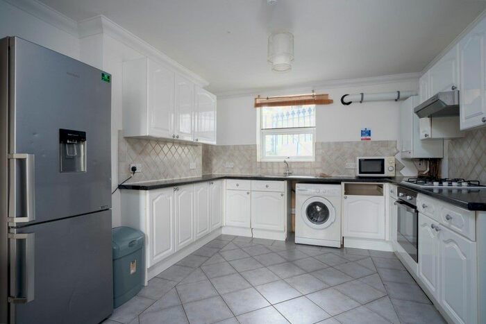 5 Bedroom Terraced House To Rent In Wakefield Road, Brighton, BN2