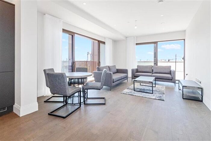 2 Bedroom Apartment To Rent In Dock East, Selsdon Way, E14