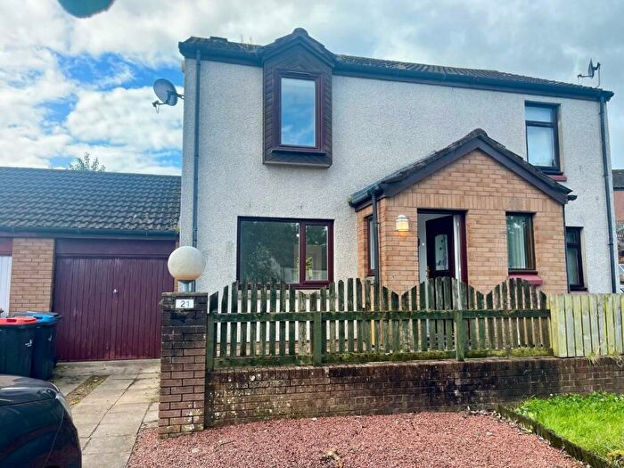 3 Bedroom Flat To Rent In Alder Court, Dumfries, DG1