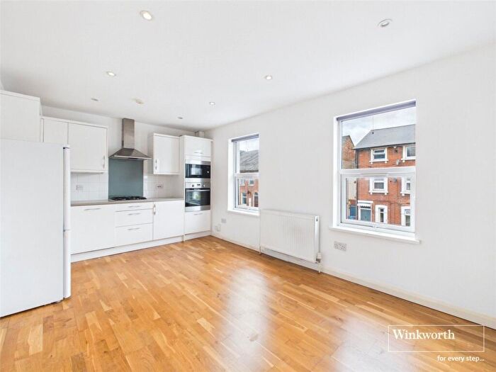 1 Bedroom Apartment To Rent In Waylen Street, Reading, Berkshire, RG1